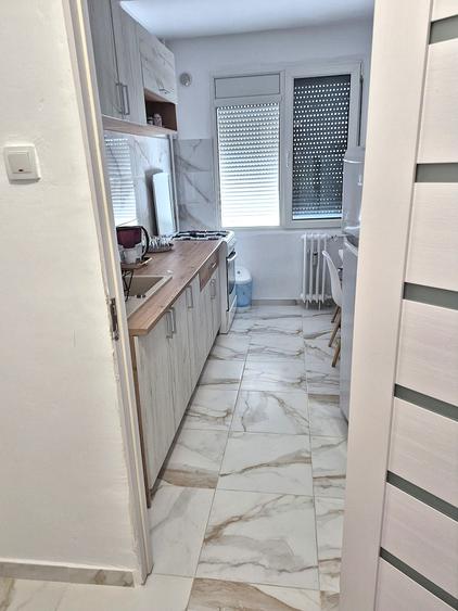Apartament cu 2 camere semidecomandat, mobilat în 1 Decembrie 1918