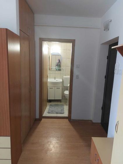 Garsonieră decomandată în Zorilor