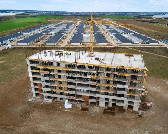 Apartament cu 2 camere decomandat în Cheriu