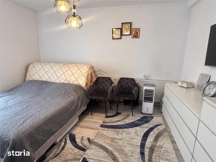 Casă cu 5 camere cu Teren 202 Mp în Central
