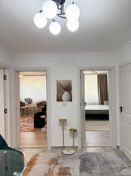 Apartament cu 2 camere decomandat în Central