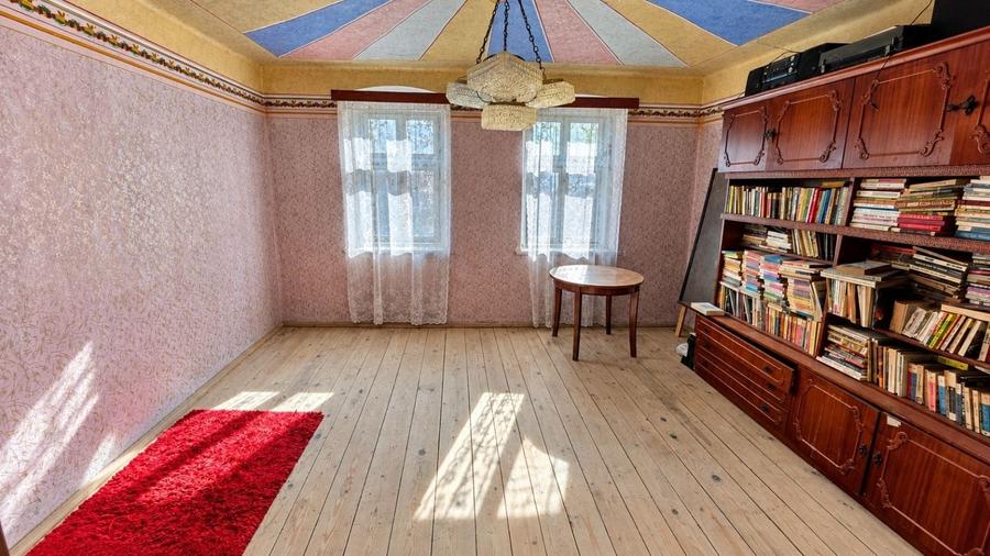 Casă individuală cu 3 camere cu Teren 719 Mp în Slatina-Nera