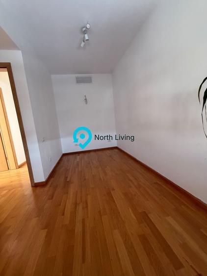 Apartament cu 4 camere decomandat în Nordului
