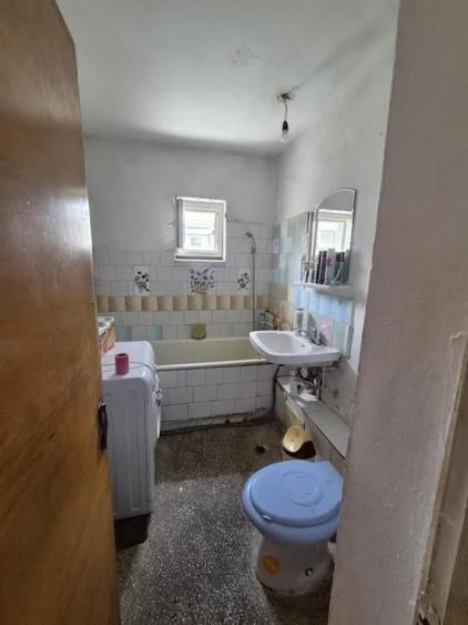 Apartament cu 3 camere în Aviației