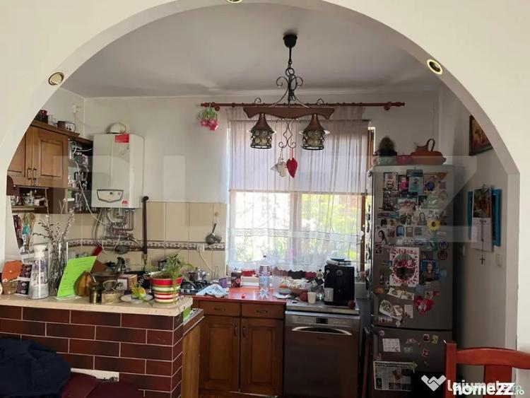 Casă cu 4 camere cu Teren 249 Mp în Biharia
