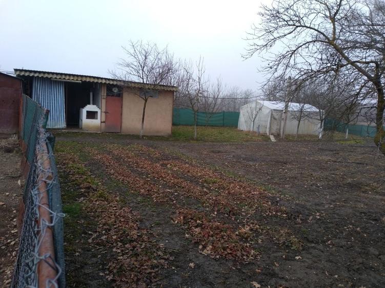 Casă cu 4 camere în Berecuța