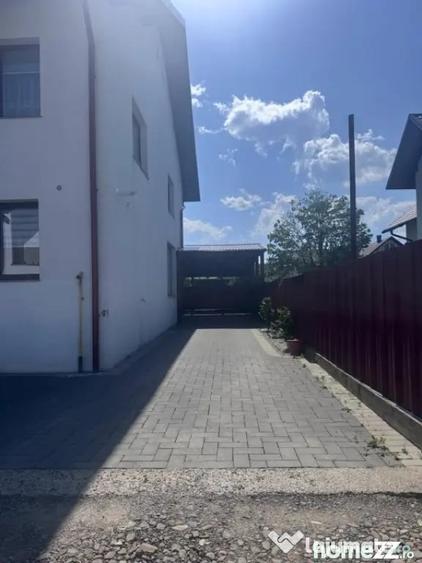 Casă cu 7 camere cu Teren 250 Mp în Rădăuți