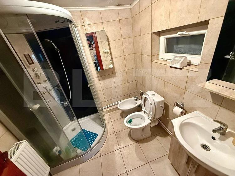 Casă cu 5 camere cu Teren 316 Mp în Central