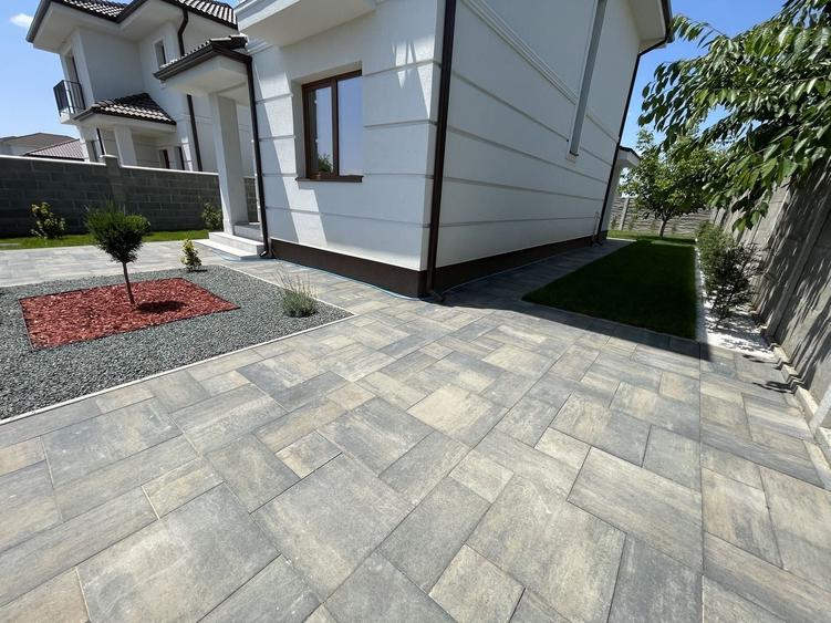 Duplex cu 4 camere cu Canalizare în Dumbrăvița