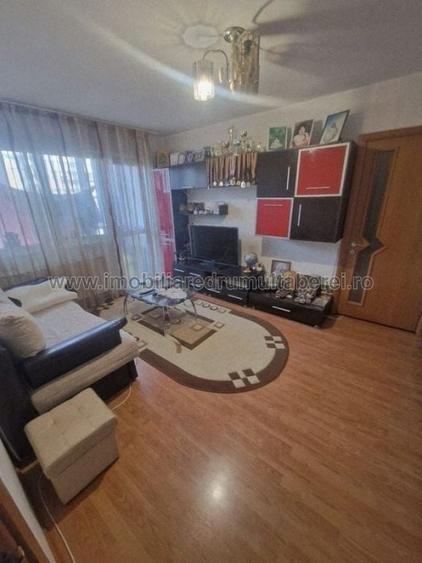 Apartament cu 2 camere semidecomandat în Drumul Taberei