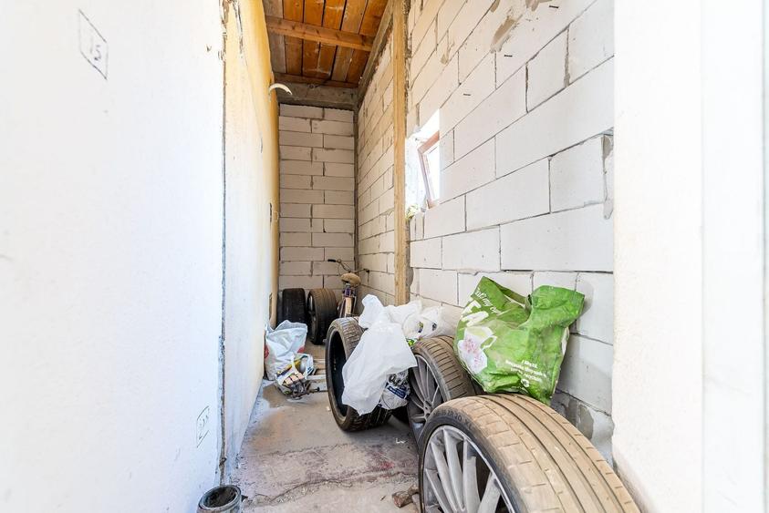 Casă individuală cu 4 camere cu Canalizare în Aradul Nou