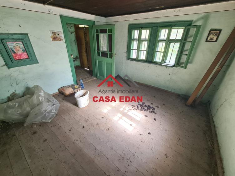 Casă individuală cu 2 camere cu Teren 894 Mp în Breaza