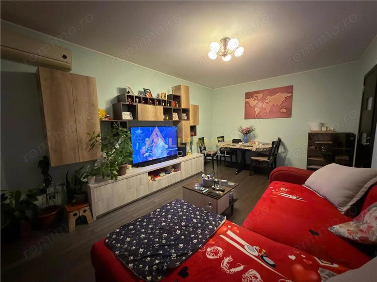 Apartament cu 3 camere, mobilat în Brâncoveanu