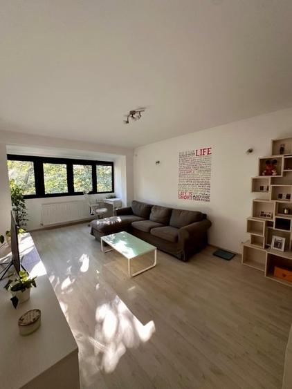 Apartament cu 2 camere decomandat, mobilat în Lujerului