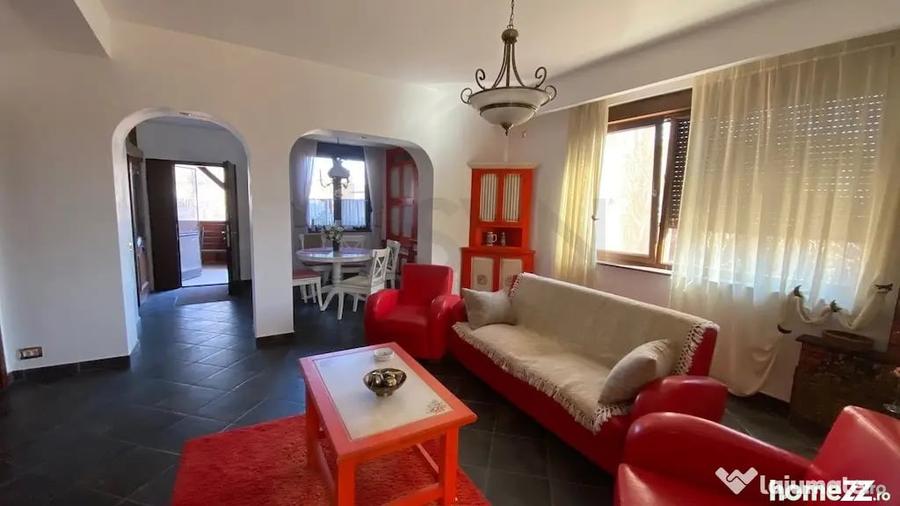 Casă cu 5 camere cu Teren 273 Mp în Butimanu