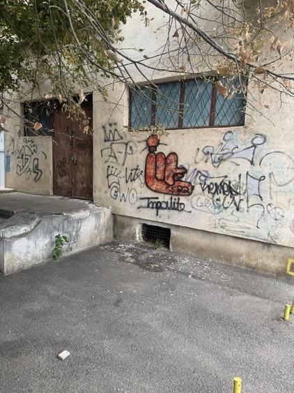 Spațiu comercial, de 88 mp, în Central
