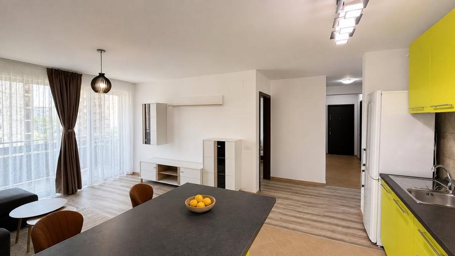 Apartament cu 2 camere decomandat, mobilat în Tractorul