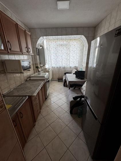 Apartament cu 2 camere semidecomandat în Mazepa 1