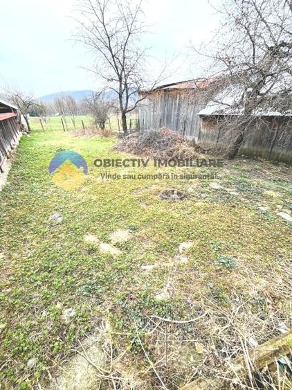 Casă cu 5 camere cu Teren 719 Mp în Vânători-Neamț