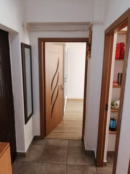 Apartament cu 2 camere decomandat în Mihai Viteazul