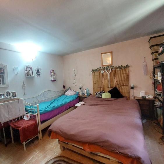 Casă cu 5 camere cu Canalizare în Lepșa