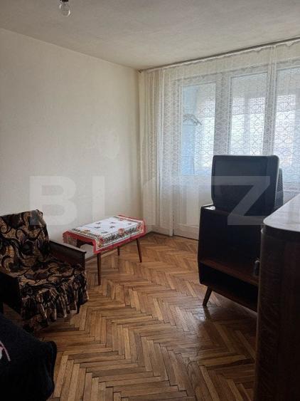 Apartament cu 3 camere decomandat, mobilat în Nicolae Bălcescu