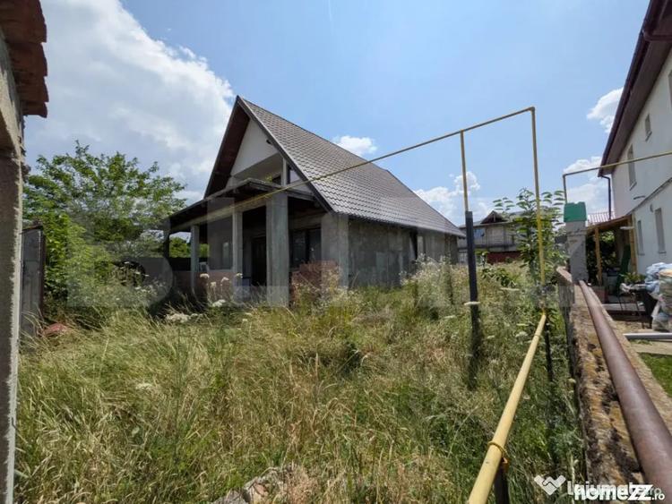 Casă cu 5 camere cu Teren 141 Mp în Central