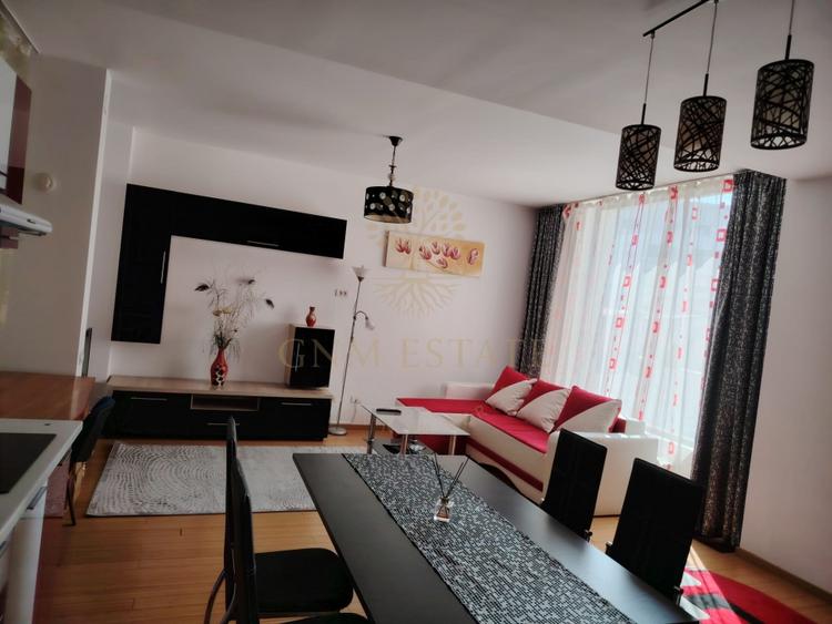 Apartament cu 2 camere decomandat, mobilat în P-ța Arsenalului