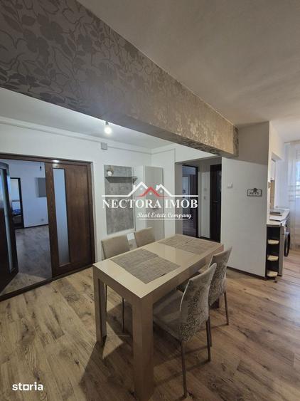 Apartament cu 3 camere semidecomandat în Decebal