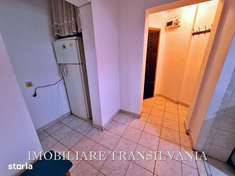 Garsonieră în Independenței