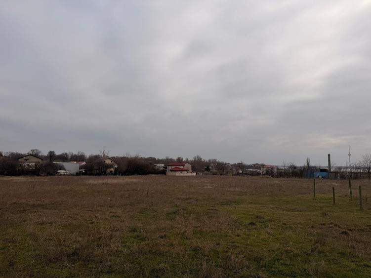 Teren Construcții intravilan de 389 mp, în Periferie