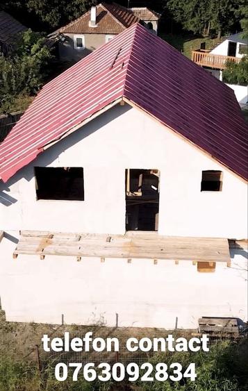 Casă cu 4 camere în Mierea