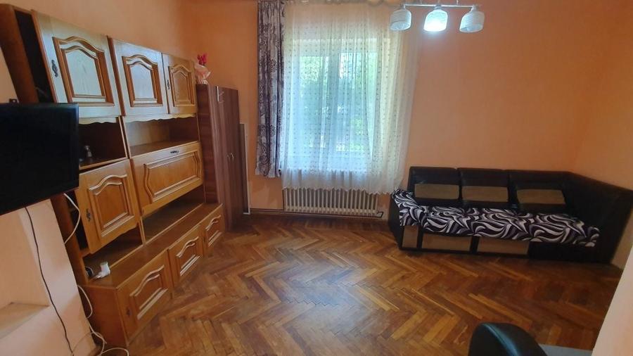 Garsonieră decomandată în Exterior Vest