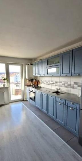 Apartament cu 2 camere semidecomandat în Dâmbul Rotund