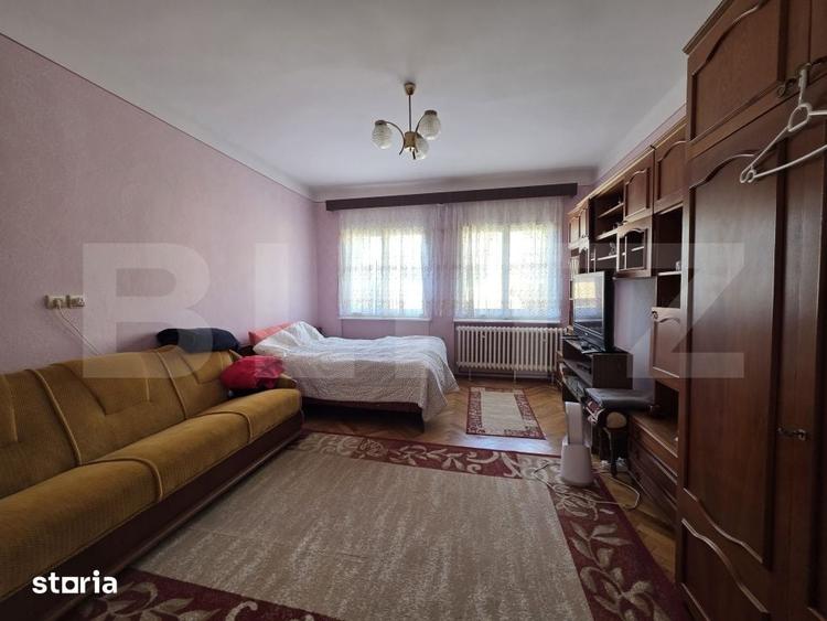 Casă cu 5 camere cu Teren 500 Mp în Titulescu