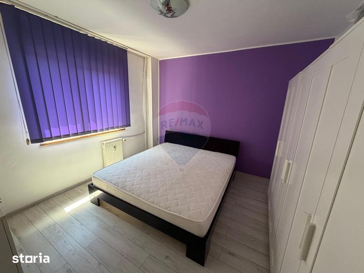 Apartament cu 2 camere decomandat în Craiovița Nouă
