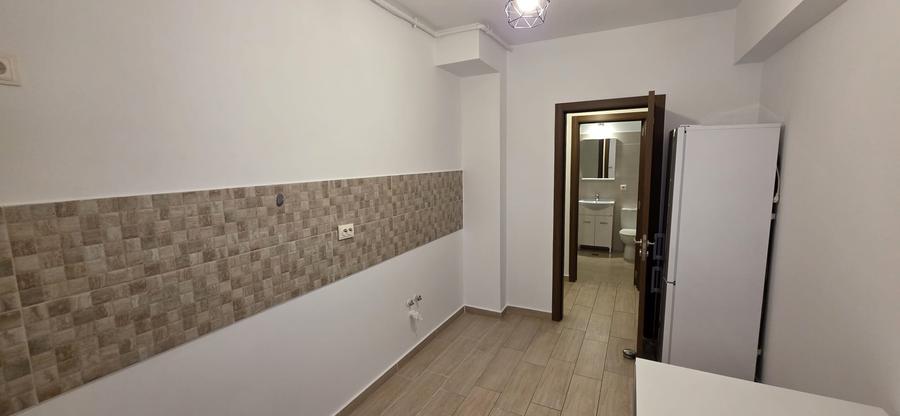 Apartament cu 2 camere decomandat în Păcii