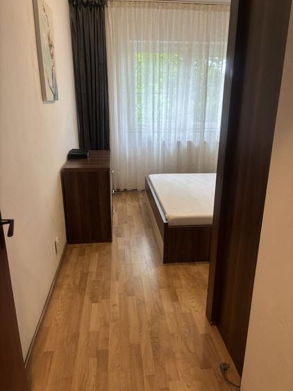 Apartament cu 2 camere decomandat în Drumul Taberei