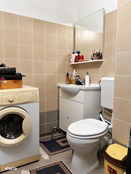 Apartament cu 3 camere decomandat, mobilat în Bucovina