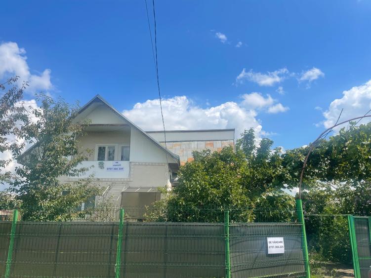 Casă cu 4 camere în Stolniceni-Prăjescu