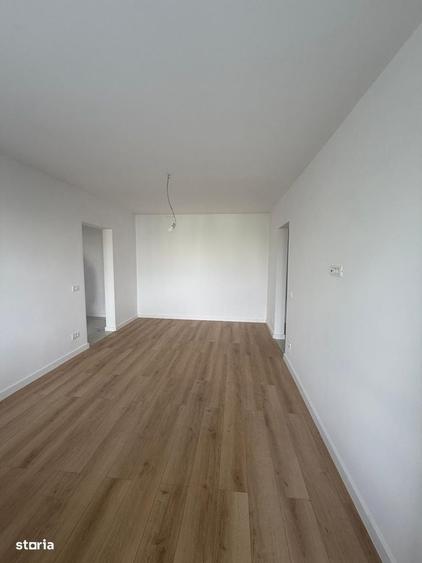 Apartament cu 2 camere semidecomandat în Baba Novac