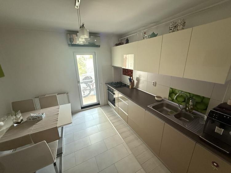 Apartament cu 3 camere în Găvana