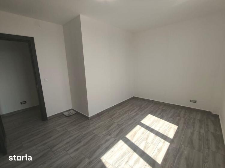 Spațiu comercial, de 1,590 mp, în Preajba