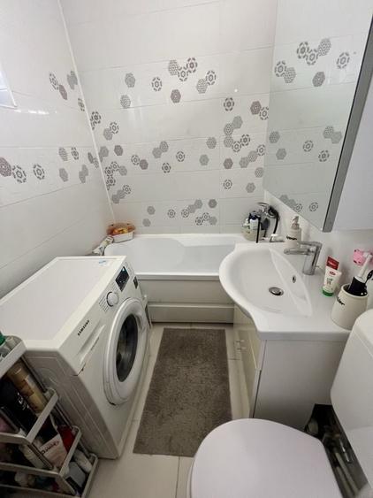 Apartament cu 2 camere decomandat în Exterior Vest