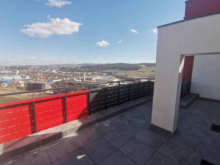 Apartament cu 2 camere semidecomandat în Popești