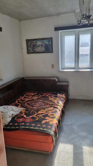 Casă cu 2 camere în Dăbâca
