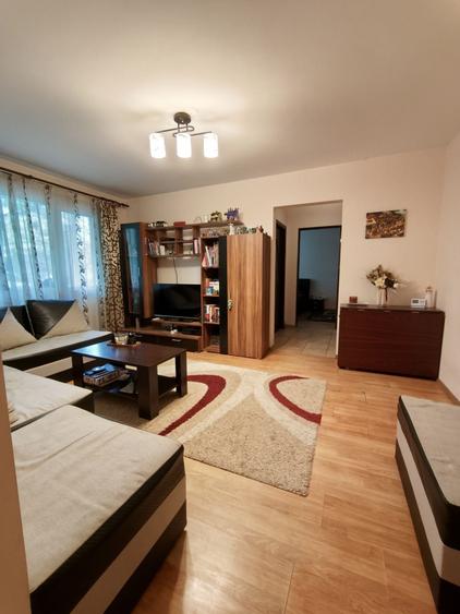 Apartament cu 2 camere semidecomandat în Galata