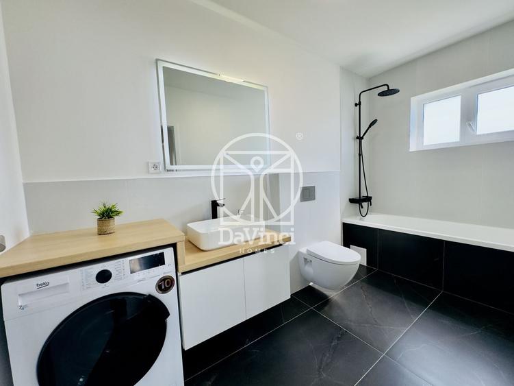 Apartament cu 5 camere semidecomandat în Exterior Vest
