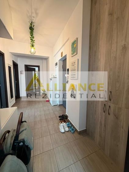 Apartament cu 2 camere decomandat, mobilat în Central