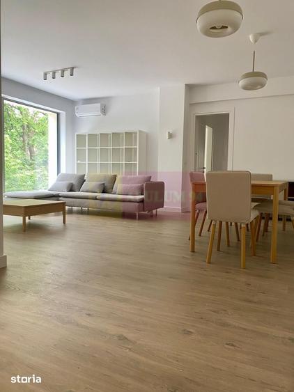 Apartament cu 4 camere decomandat în Central